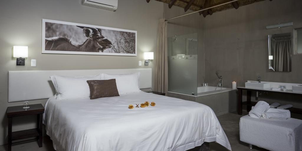 Monate Game Lodge Modimolle Exteriör bild