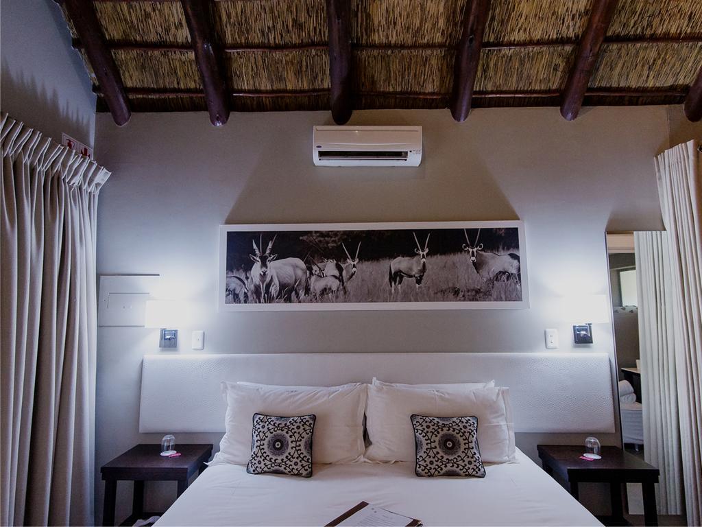 Monate Game Lodge Modimolle Exteriör bild